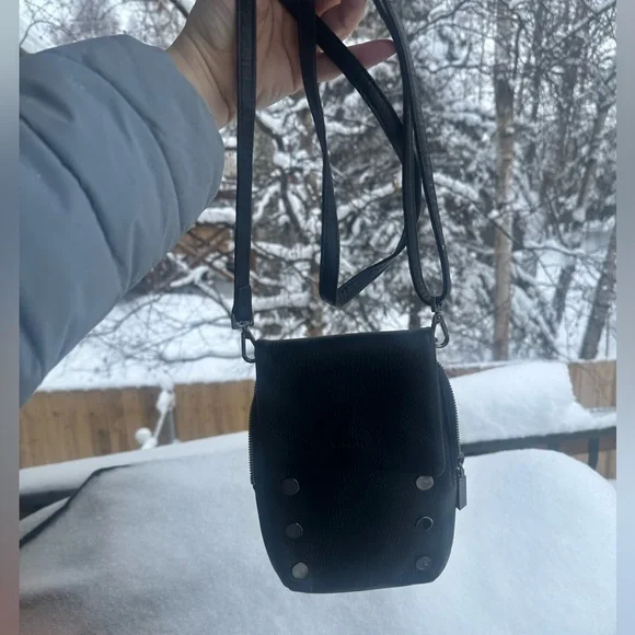 Hammitt VIP Mobile Black Leather Crossbody Bag - Picture 7 of 15